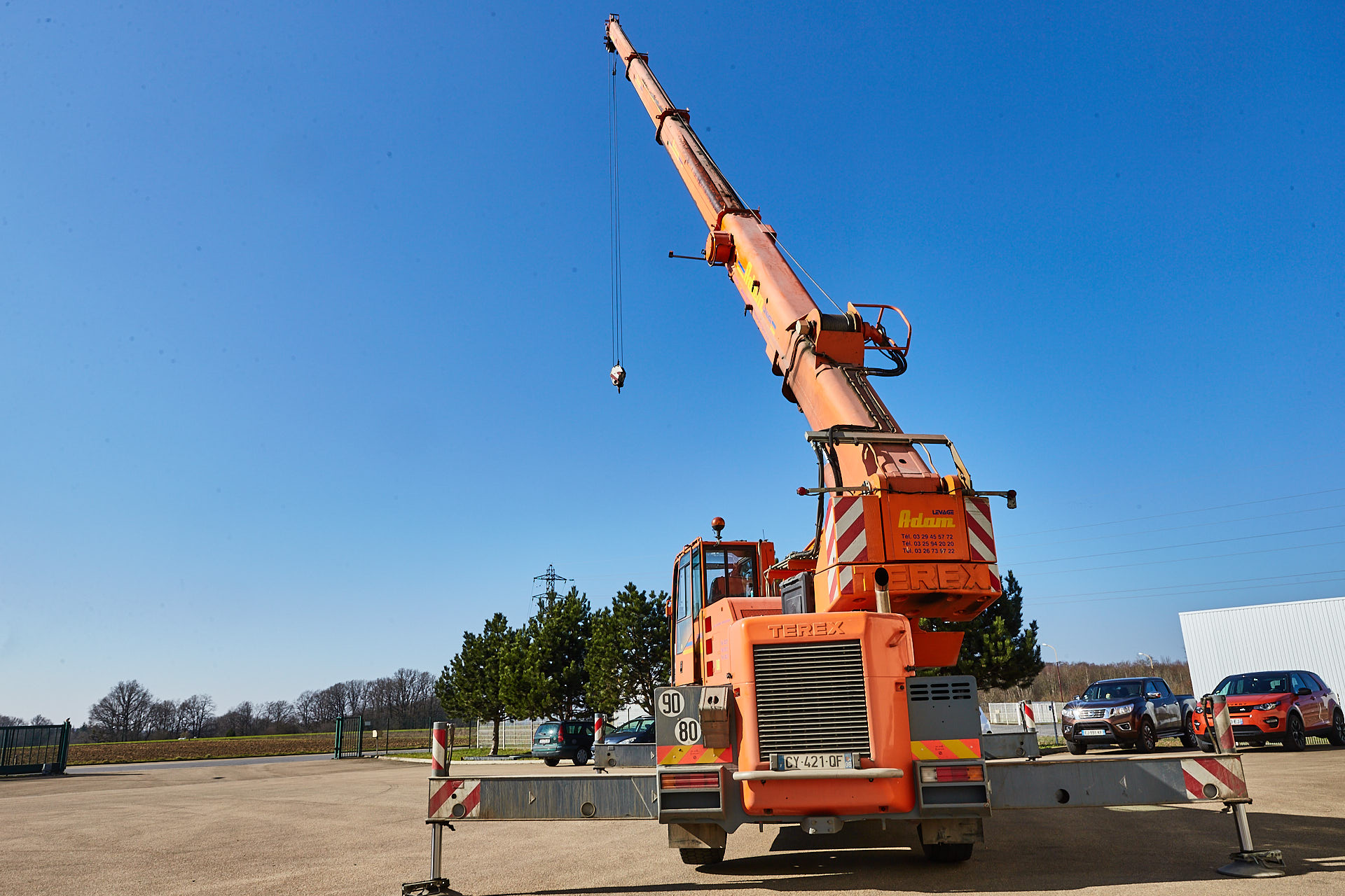 location grue avec chauffeur en Meuse